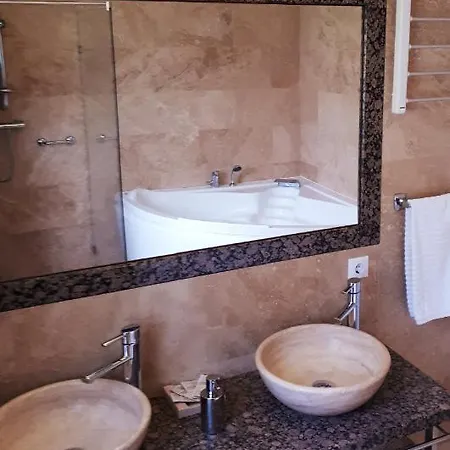 Apartman Transylvania & *