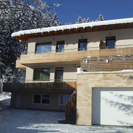 Apartamento Transylvania & *